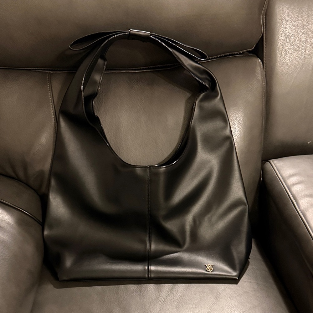 Victoria’s Secret Elegant Black Leather Tote Bag NEW WITHOUT TAGS